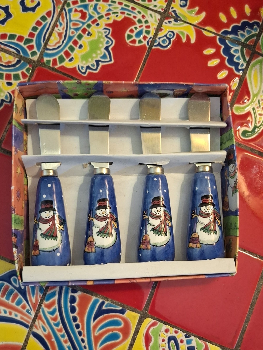 SANGO SWEET SHOPPE CHRISTMAS SNOWMAN SET 4 SPREADER KNIVES By Sue Zipkin